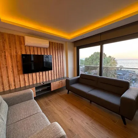Gueler Apartamento Kusadasi